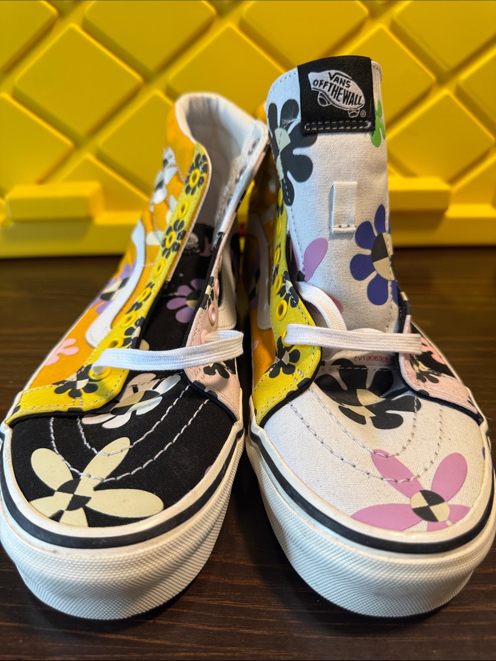 Vans Woman Floral Slip-On Sneakers - White, Black, Yellow, Pink, Purple
